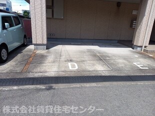 和歌山駅 バス10分  島崎町2丁目下車：停歩1分 1階の物件外観写真